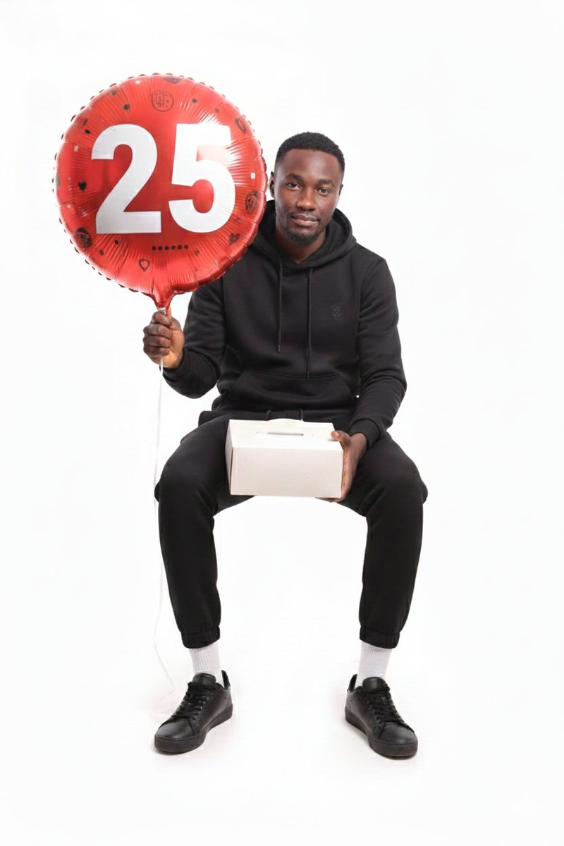 Gilbert74719247's tweet photo. Happy birthday to this gentleman from lake region 
Turning 25 is just a blessing dearest self https://t.co/TfY1X6ij2t