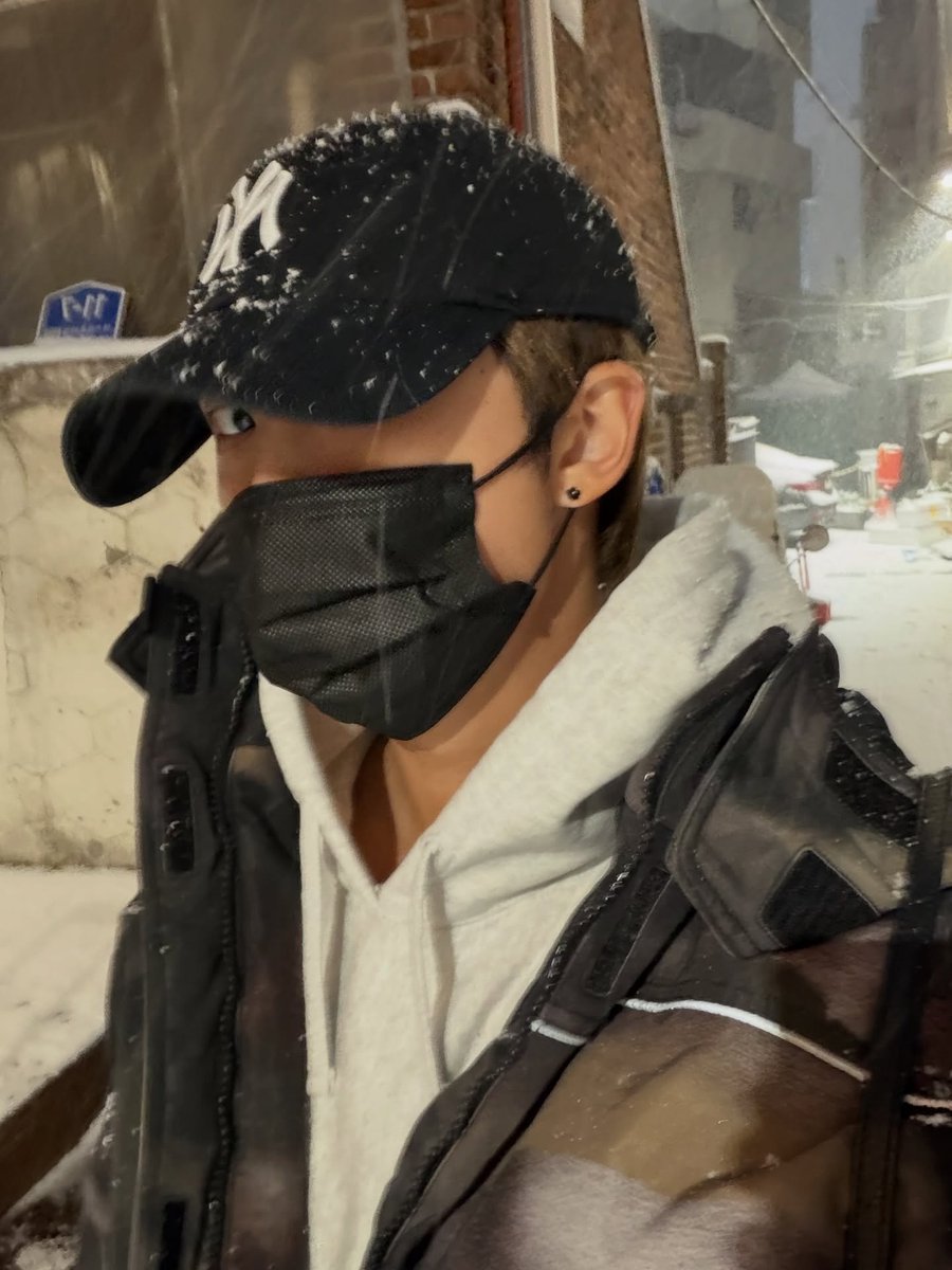 BTS_Trans's tweet photo. 251205 RM's Instagram Post

Buddha-nim it’s too cold ㅠ

Trans cr; Faith @ bts-trans
© TAKE OUT WITH FULL CREDITS https://t.co/rM1Eb5VJRd