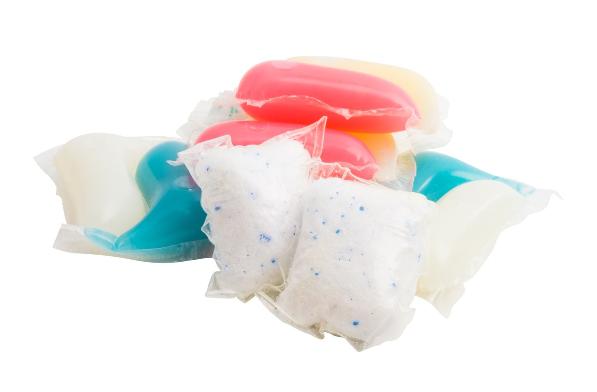 CortecCorp's tweet image. ’Tis the season to make EcoSol®! ❄️🎁
Cold, dry weather = ideal time to prep your water-soluble film orders. Perfect for chemicals that are hard to measure or shouldn’t be touched directly 🧪🛡️
Explore creative uses: ow.ly/Tjmh50XLGGf
#EcoSol #Packaging