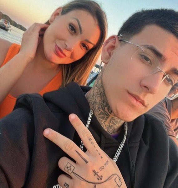 centralreality's tweet image. 🚨GENTE? Andressa Urach anuncia collab com o próprio filho, Arthur Urach:

“Gravei com meu filho Arthur! Esse é o vídeo que mais me pediram. Eu só gravei quando tive certeza de que estava pronta. Tá do jeito que você imaginou e melhor do que esperava.”