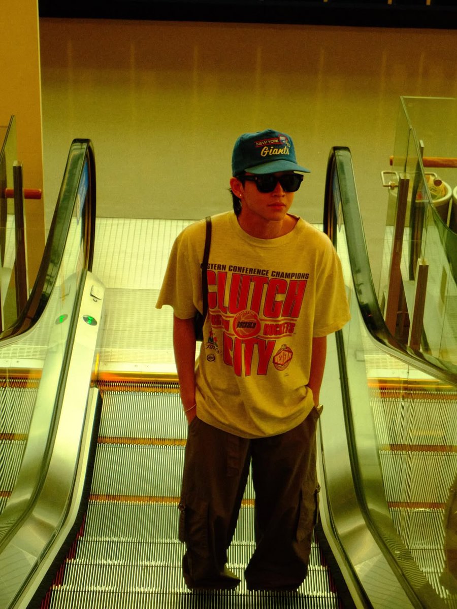 ssaoirssee's tweet image. Aesthetic Joshy ✨