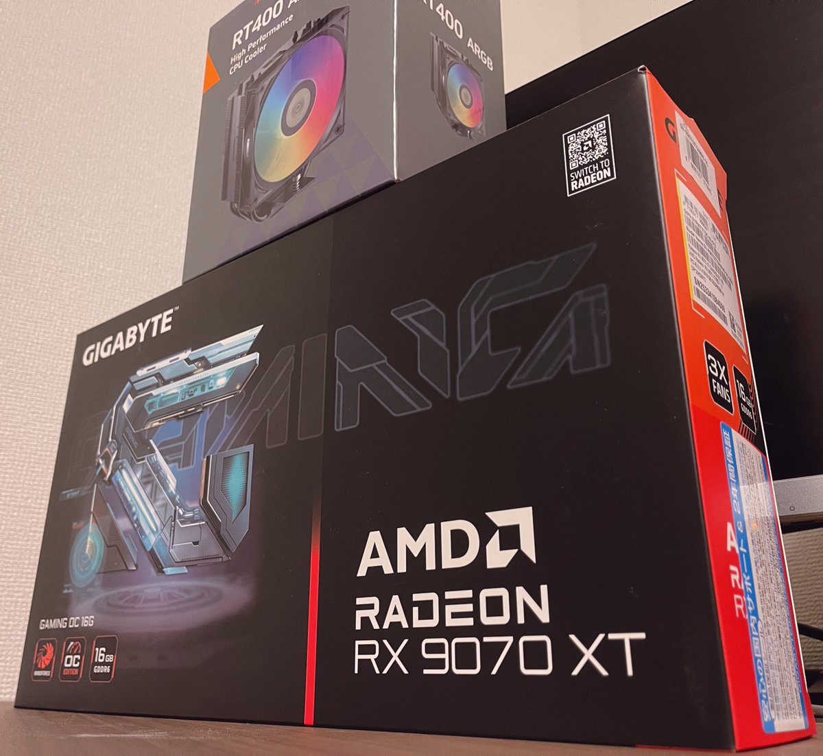 my new gear… 新年買い初めはグラフィックボード！