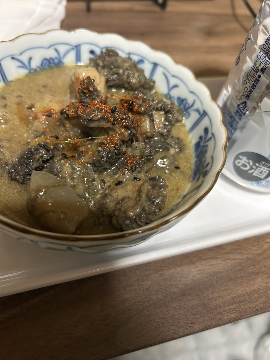 リン tweet media