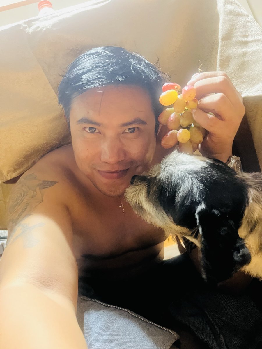 kobebuzz's tweet image. Tatalab kaya ito this year? Day 2 na to ha

#grapesdiaries