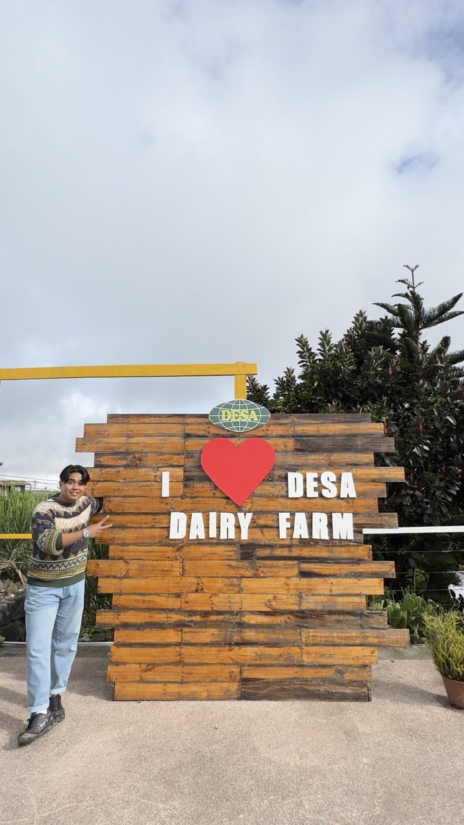 hhhkimi0_'s tweet photo. okay complete dah jelajah 1 malaysia 🐂 https://t.co/hJam4BzlGj