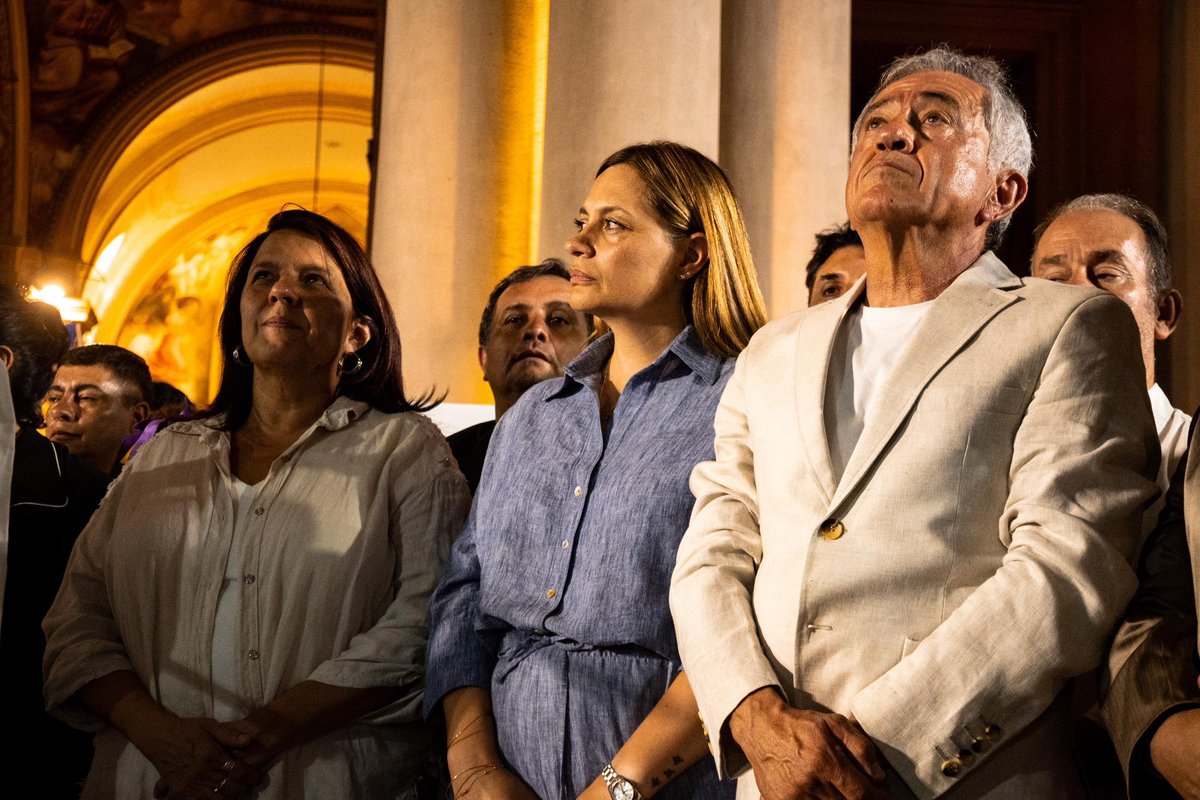 Acompañamos al pueblo riojano en la procesión en honor a San Nicolás y al Niño Jesús Alcalde.

El obispo Dante Braida llamó a la fe y al compromiso social, y advirtió sobre el impacto negativo de la falta de restitución del punto de coparticipación que le corresponde a La Rioja,