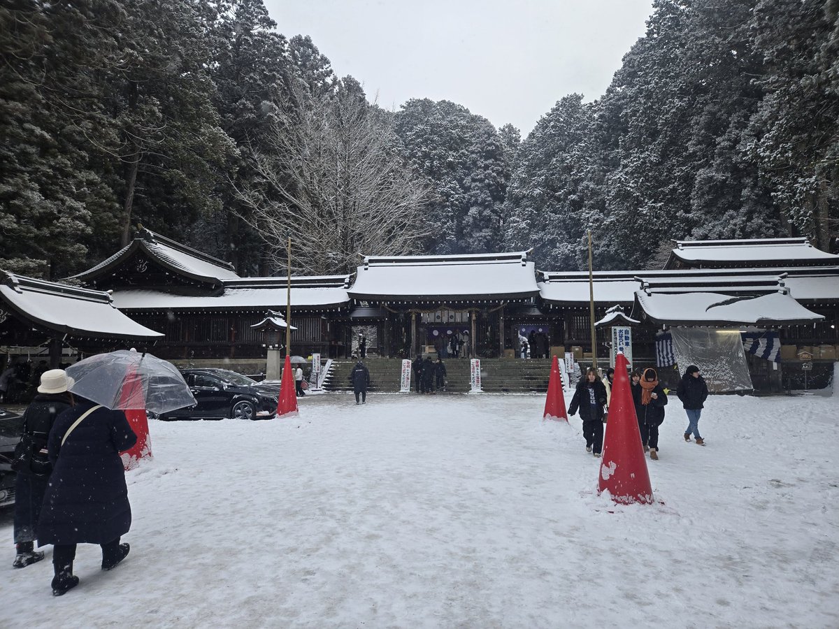 飛騨一ノ宮

Idk what the fuck was here but it was aura

Also supposedly 星架か 聖地 but i didnt read