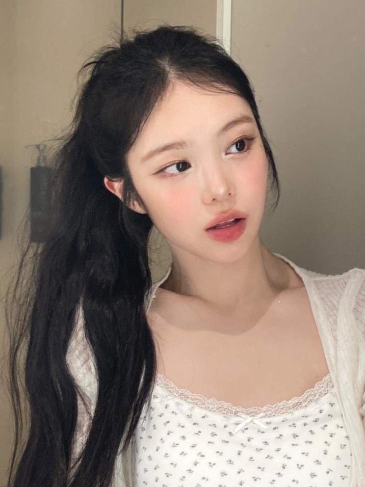 clovyfourleaf's tweet image. ivy + nick “clovy”
AVA foto pertama