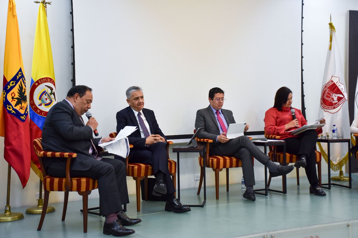 UNOBOG's tweet image. 📍Los días 25 y 26 de noviembre se realizó en Bogotá el Congreso Función Notarial al Servicio de la Sociedad, organizado por UNOBOG.

Un espacio de reflexión, actualización y fortalecimiento del notariado. ⚖️📚

#UNOBOG #NotariadoColombiano