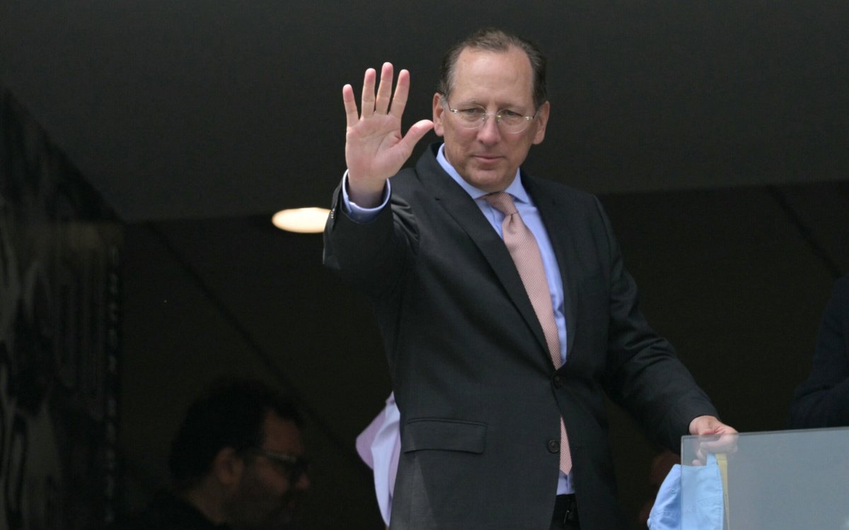 Lúcio de Castro: os segredos de Textor e a era da estupidez lance.com.br/botafogo/lucio…