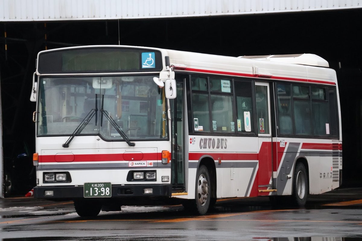 所属 札幌北営業所 札幌200か1398 日野レインボーHR / 2004年式 KL-HR1JNEE