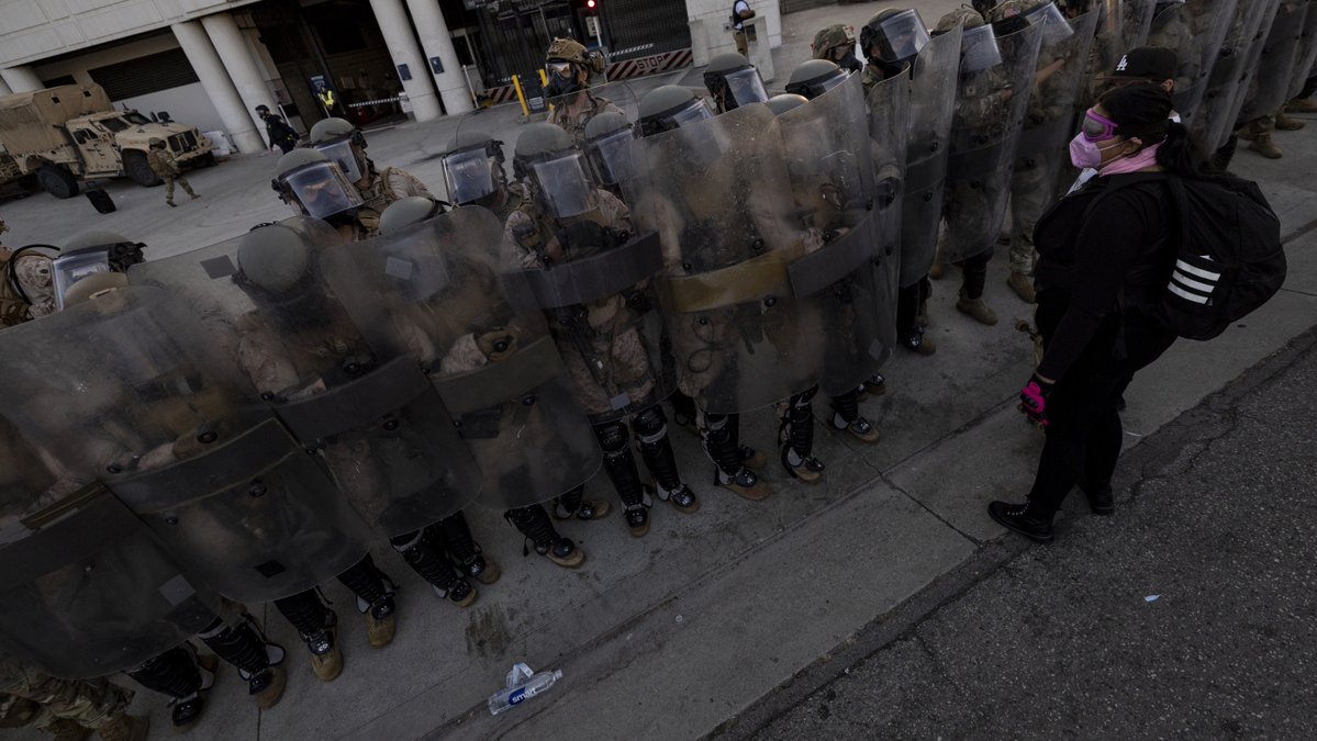 🇺🇸🚨 Trump just BACKED DOWN on deploying the National Guard to Chicago, LA, and Portland.

After a string of court losses, he's scrapping plans he claimed were necessary to tackle rising crime. 

But let’s be real—did he ever have a solid plan to begin with?  

The courts saw