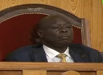 <a href="/KE_MrBlack/">MrBlack🇰🇪</a> Waaah kwani ulifanyia nini morio wangu hajawai pendana ivo