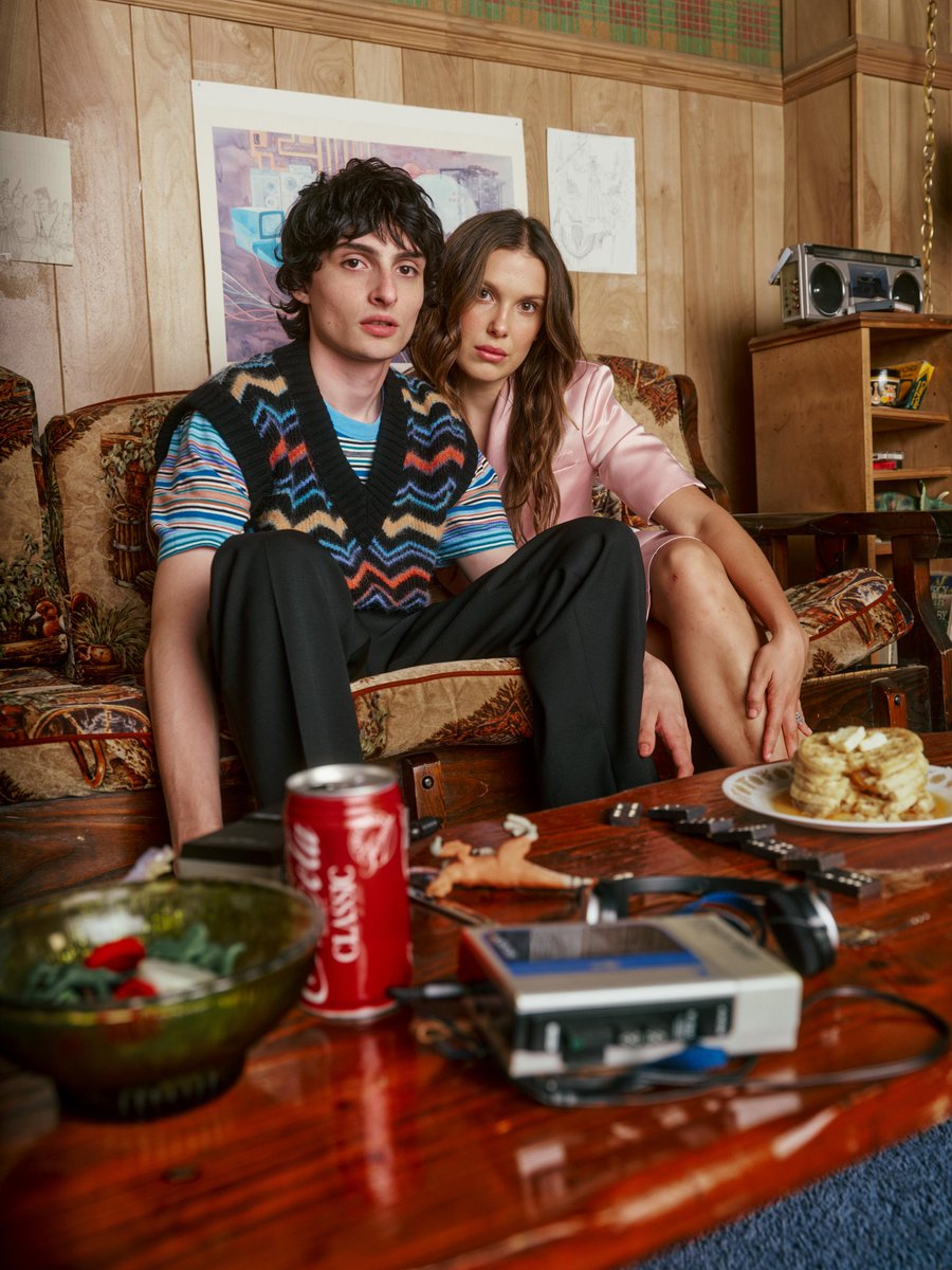 Meu amores deram anos das vidas deles para essa série para o Mike a El terem esse final extremamente injusto, o Finn e a Millie não mereciam isso.