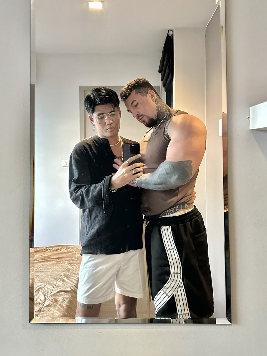 Angel King tweet media