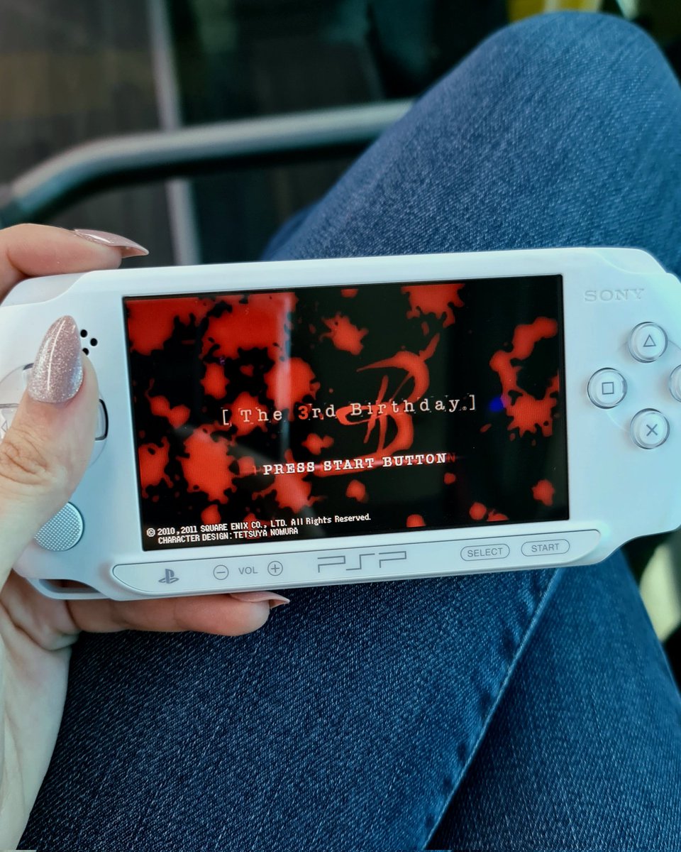 moonlightdelia's tweet photo. PSP Street ✨️ https://t.co/MIH0fqwqND