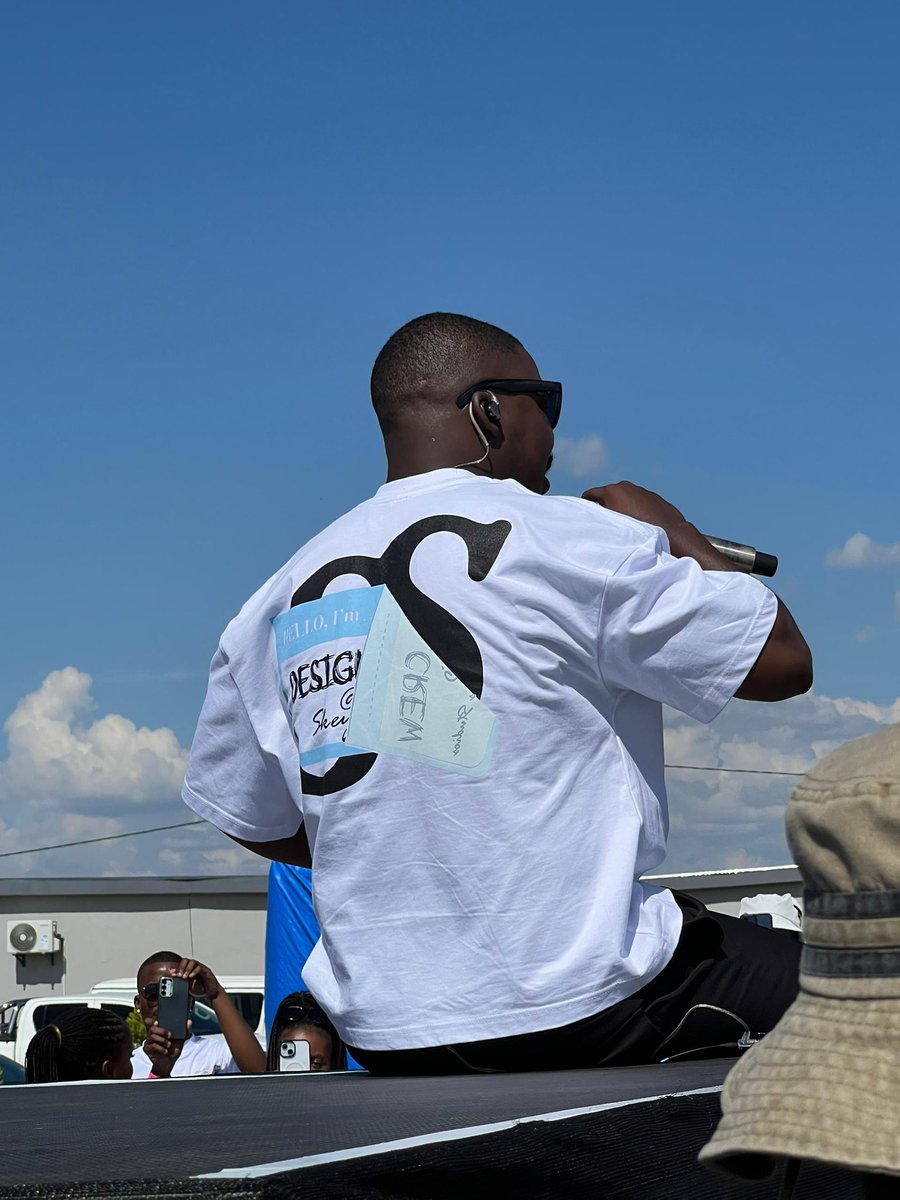 Katlo Gothaang tweet media