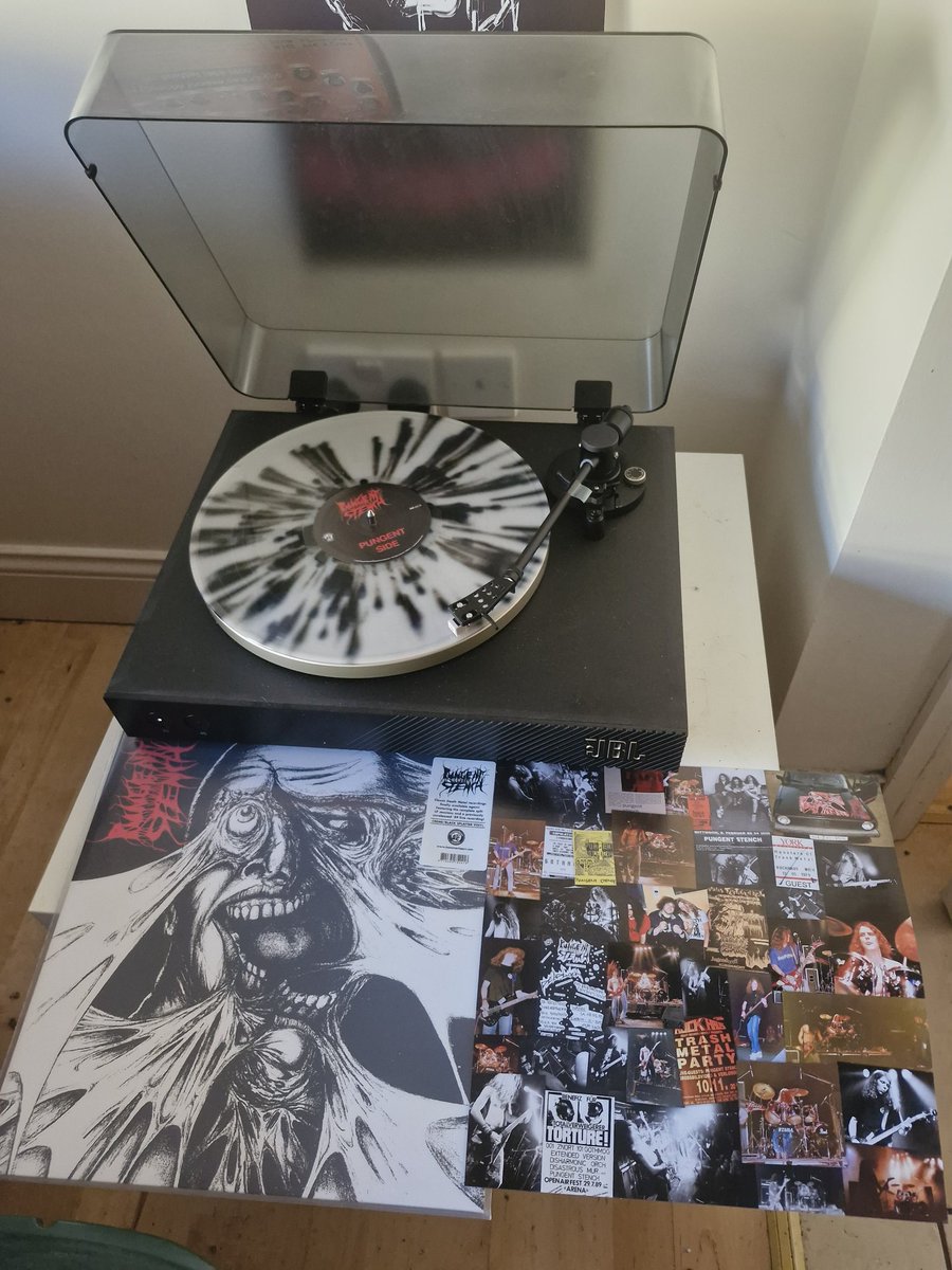 Aodán Ó Neachtain tweet media