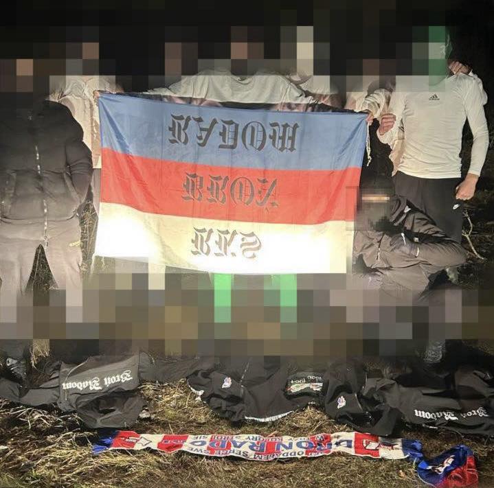 Ultras Radomiak:
Z Nowym Rokiem pewnym krokiem. 
Ten rok to dla nas czas wyzwań. 
A dla naszych sąsiadek 100 lat