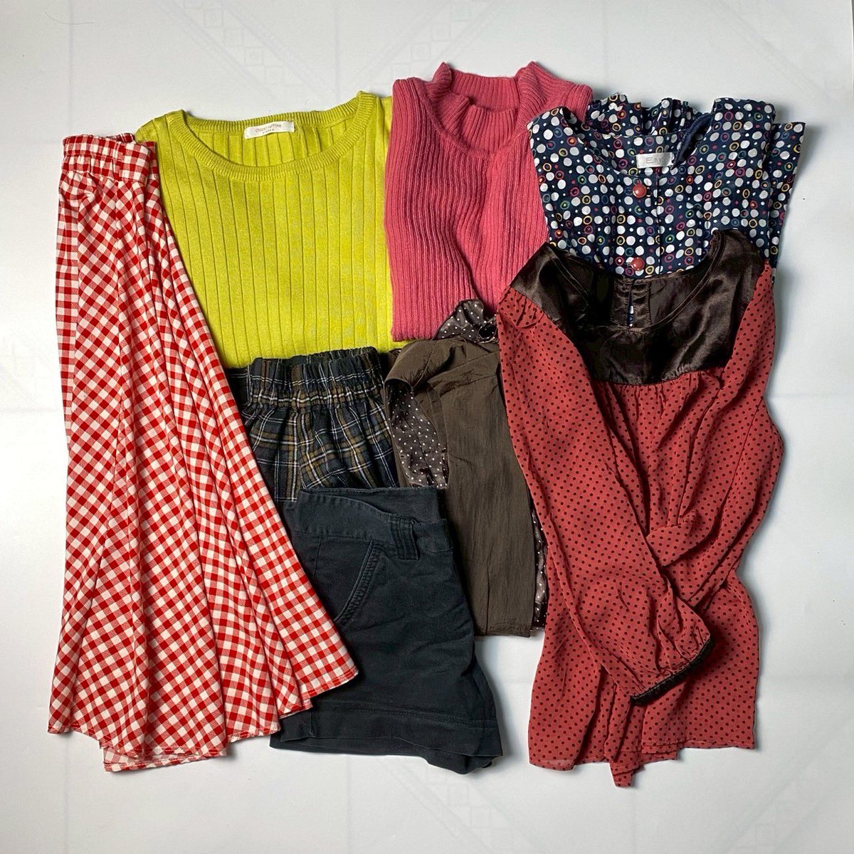 thisddodo's tweet image. ส่งต่อ เสื้อผ้า มือหนึ่ง มือสอง ปล่อยถูกๆ

stylist locket u.s.polo assn งานป้ายญป
📍 ลงของ 3/01 19.00 น. 

🪼 รี+ปัก ลด 5 ฿

ค่าส่ง 1-3 ตัว 40 ฿ เหมาๆ 50 ฿ 

( #ส่งต่อเสื้อผ้ามือสอง #ส่งต่อเสื้อผ้ามือ2 #ส่งต่อเสื้อผ้า #เสื้อผ้ามือสอง #เสื้อผ้ามือ2 #ส่งต่อ #ส่งต่อคสอ #โล๊ะตู้ )