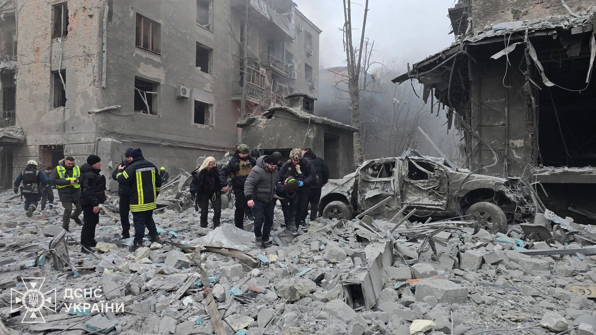 ZelenskyyUa's tweet image. A heinous Russian strike on Kharkiv. Preliminary reports indicate two missiles struck an ordinary residential area. One of the buildings has been severely damaged. A rescue operation is currently underway, with all necessary services on site. The exact number of casualties is yet…