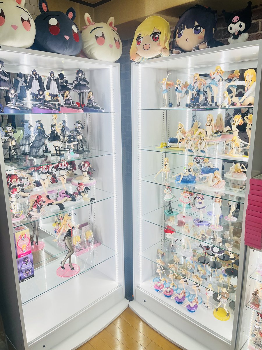 chang_orz_chang's tweet image. 年明け早々、身体の不調によりベッドから動けずやっと今日から始動できましたw
改めまして本年もどうぞよろしくお願い致します🙇とりあえずケースの整理をして、スケールとプライズを分けてたけどコス毎にしてみました✨