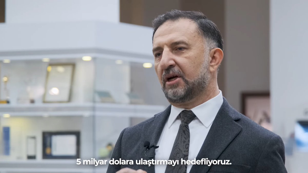 🇹🇷 TUSAŞ 2025’te 1 milyar USD ihracat rakamına ulaştı, 2026’da hedef 1,6 milyar USD.

TUSAŞ Genel Müdürü Mehmet Demiroğlu, TUSAŞ resmi Youtube hesabından, 31 Aralık 2025’te paylaşılan yeni yıl mesajında, konuyla ilgili şunları söyledi:

"2026 sonu itibarıyla bu yıl eriştiğimiz 1