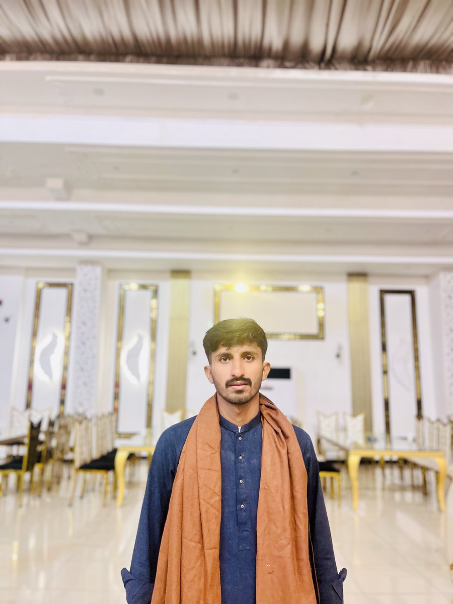 umarhamza_14's tweet photo. Chamak waisi jo sab ko bhaye,
Andaz aisa jo dilon mein ghar kar jaye❤️😎🔥 https://t.co/Y1V1GbMT9L