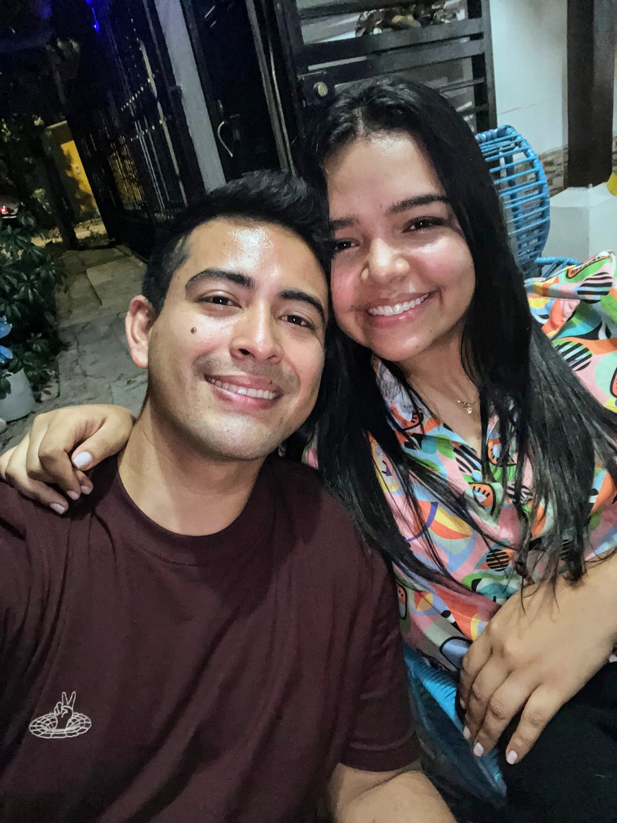 Alex González tweet media
