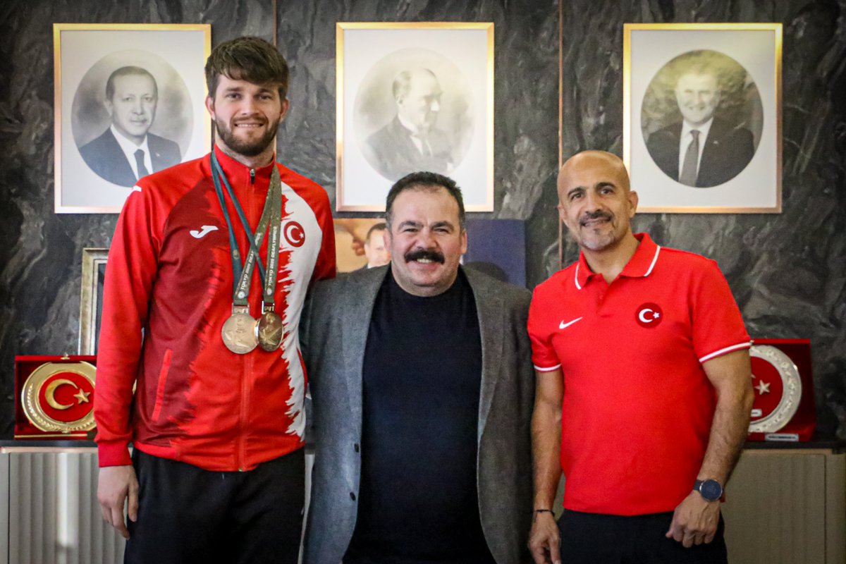 📍 Ziyaret

Türkiye İşitme Engelliler Spor Federasyonu Başkanı Sayın Dursun Gözel’i; 110 m engelli Olimpiyat Şampiyonu Yasin Süzen ve Milli Takım Antrenörümüz Salih Öztürk ziyaret etti.

Nazik ziyaretleri için teşekkür ederiz.