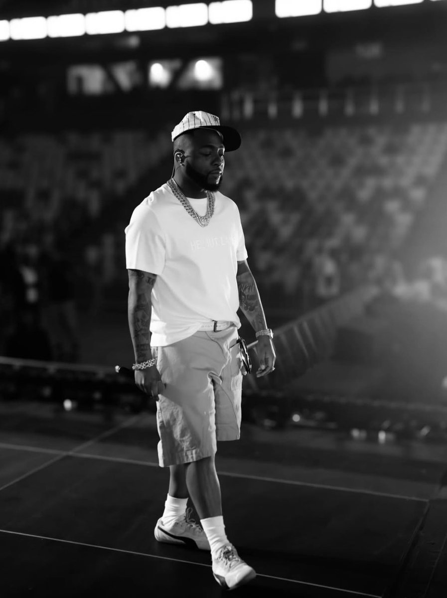D_GreatTife1's tweet image. If this comes across your TL, it means Davido is your GOAT 🐐