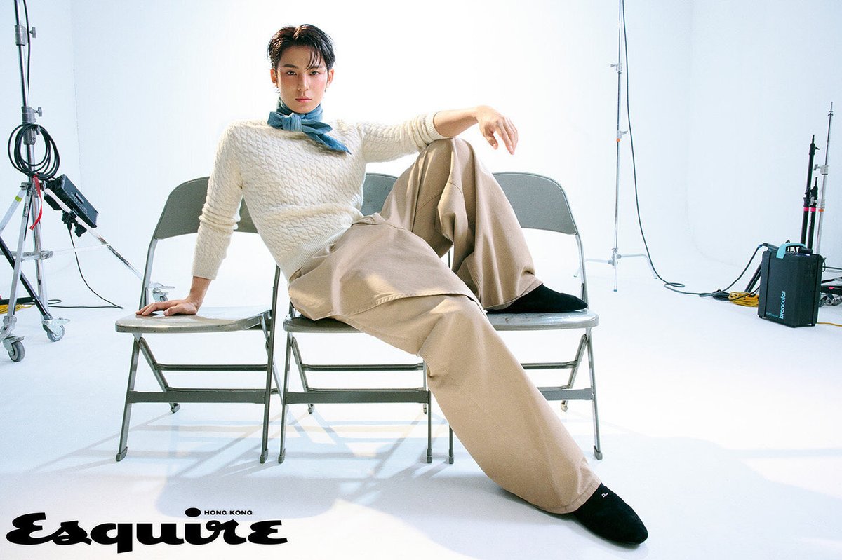 dryaddances's tweet image. janelle monae: we have to solve my sisters murder
benoit blanc: