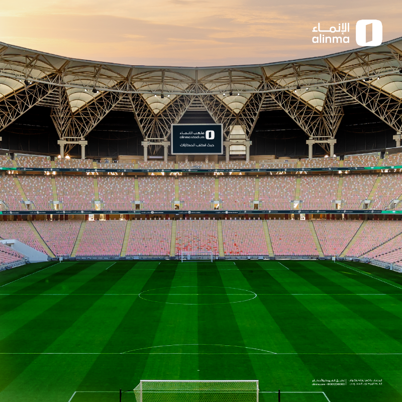 #ملعب_الإنماء يستضيف قمة الجولة اليوم ⚽️

كلاسيكو #الأهلي_النصر 🔥😎

مباراة كبيرة .. توقعاتكم للنتيجة؟
