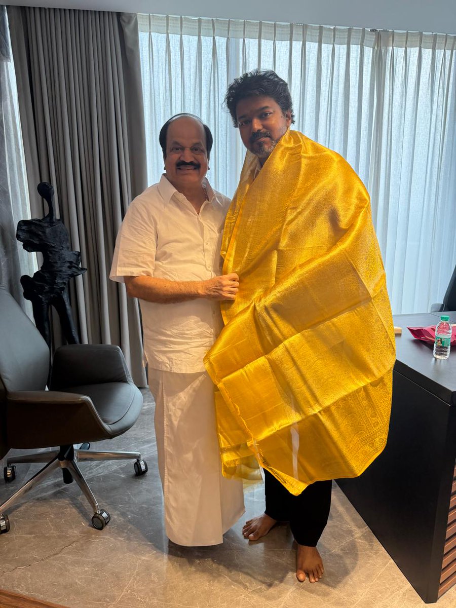 தவெகவில் இணைந்தார் முன்னாள் அதிமுக MLA ஜே.சி.டி பிரபாகர்
