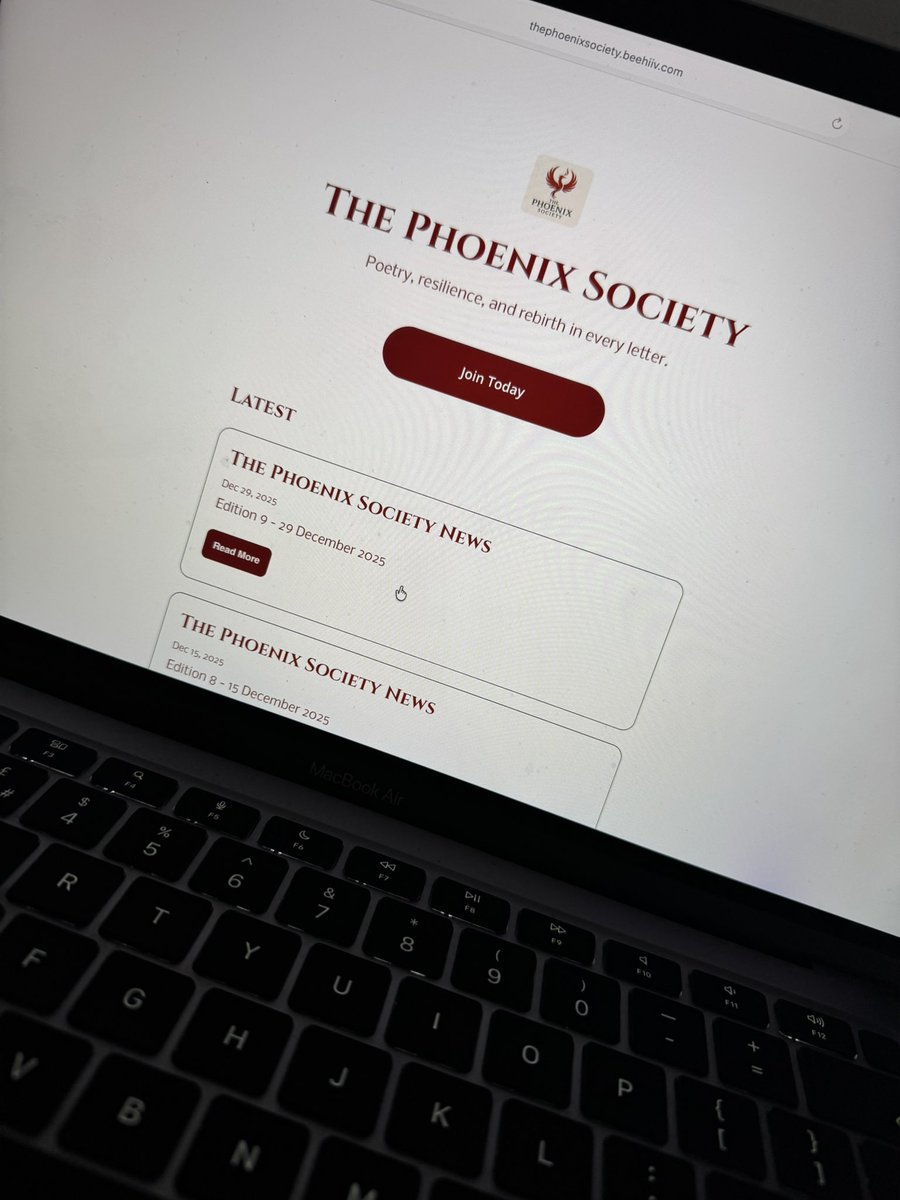 EremSahintepe17's tweet photo. Joining The Phoenix Society sounds like a perfect New Yearβs resolution, donβt you agree? π§¨
Sign up today and unlock access to The Phoenix Society News ποΈ.
π Link in bio
#poetry #poetrylover #poetrycommunity #poetrybook #mailinglist https://t.co/Mu8MVVW9qR
