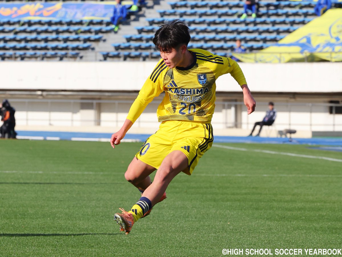 MOM5388]鹿島学園MF三浦春人(3年)_転籍で“個人スポーツ”から脱却の