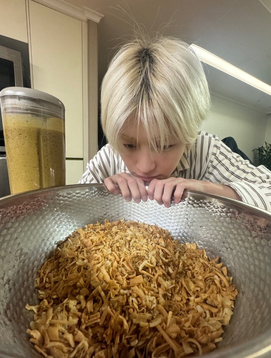 ggabulzzima's tweet image. This is so 강아지훈 🥺🥺🥺