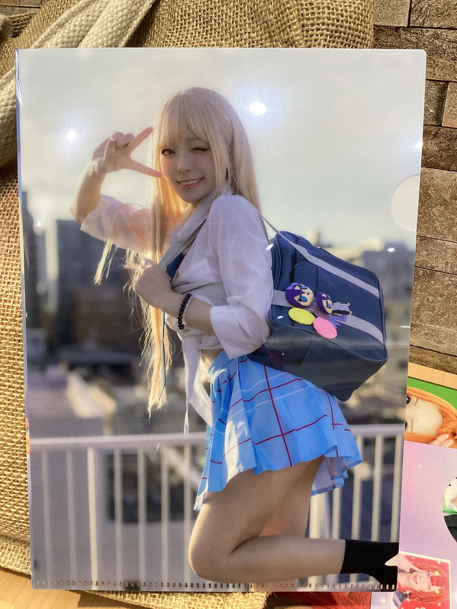 C107 こちらもガチャで手に入れた着せ恋クリアファイルとごと嫁の