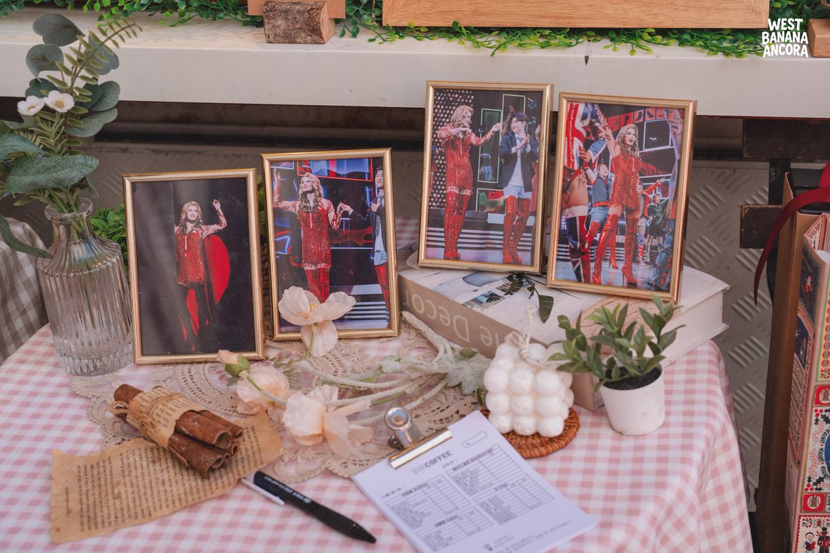 altrogiorno's tweet image. 👠 𝐌𝐮𝐬𝐢𝐜𝐚𝐥 𝐊𝐈𝐍𝐊𝐘 𝐁𝐎𝐎𝐓𝐒
뮤지컬 킹키부츠 커피차 서포트 𝒇𝒐𝒓 #서경수

“한 해의 시작에 태어난 이야기.”

𝐰𝐢𝐭𝐡 웨스트, 바나나

#서경수 배우님의 생일을 축하하며 커피차 서포트를 진행했습니다. 올 한 해도 눈부시게 빛날 배우님의 모든 이야기들을 응원할게요!