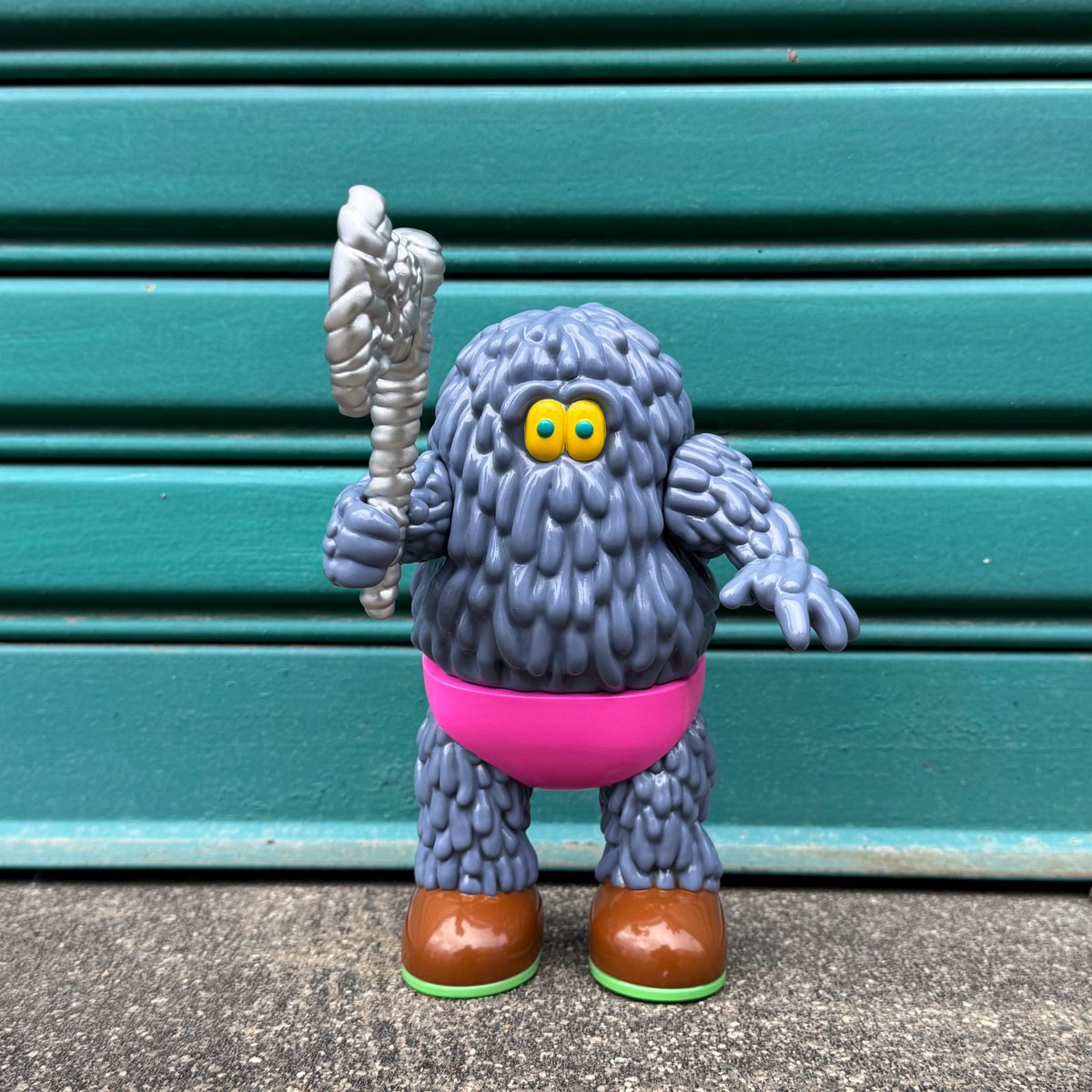 今年最初の商品のご紹介です。 フジサキタクマさんと共同制作している