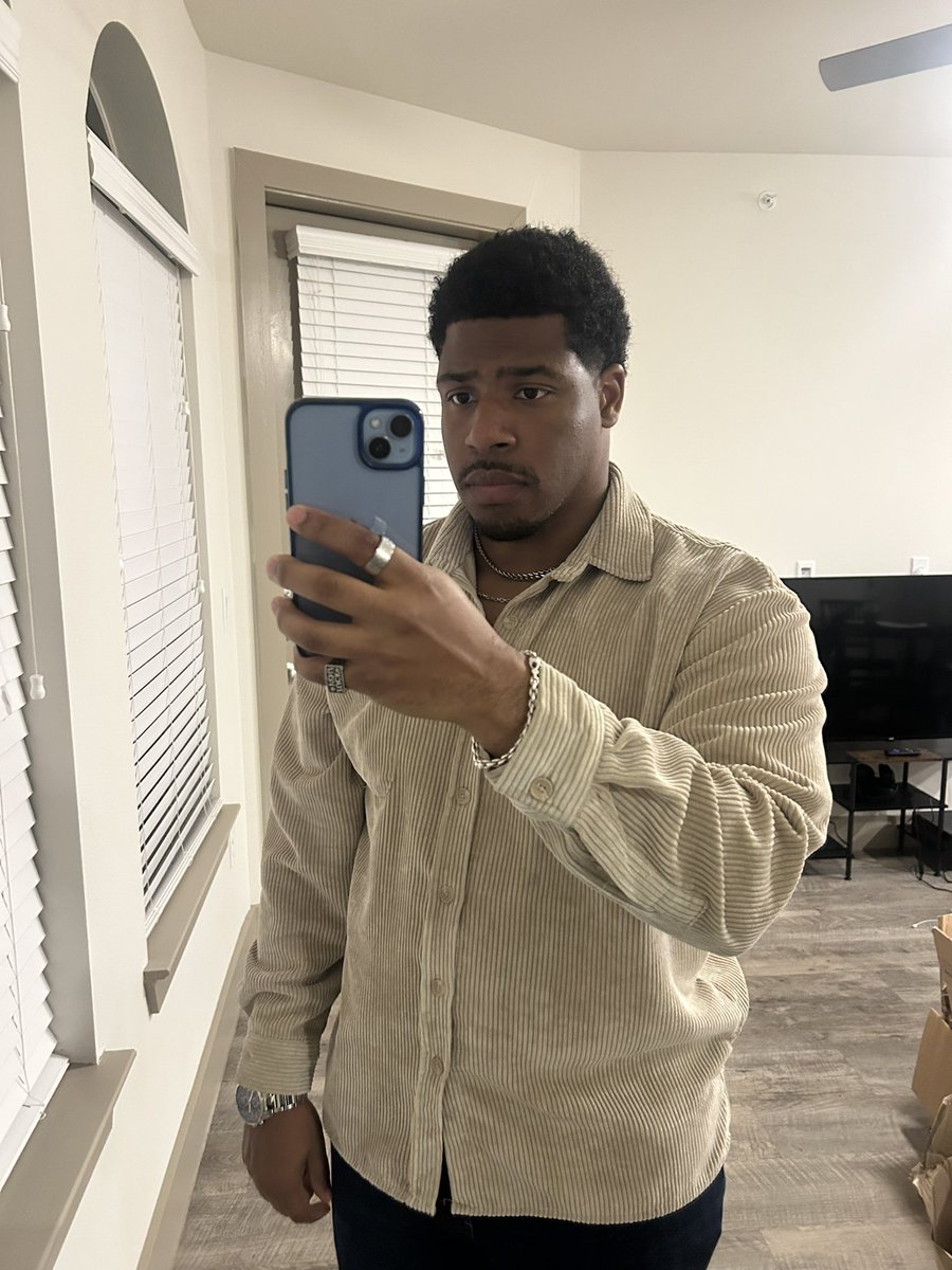 THEBIGSHOTCHUCKER tweet media
