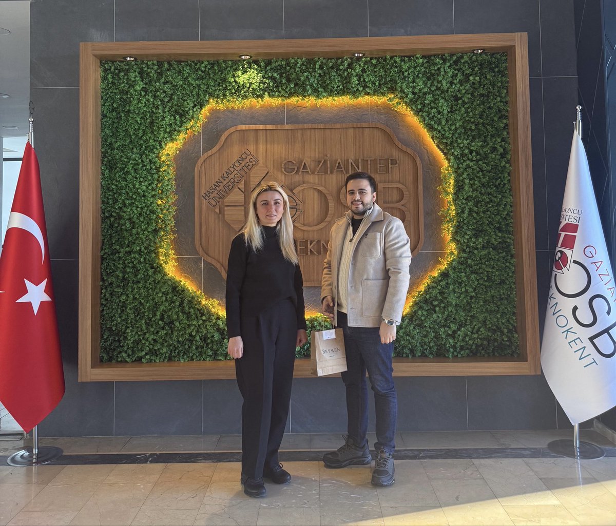 ✨HKÜ OSB Teknokent Genel Müdürümüz İpek Yardım, Rigelsan Arge Savunma Güvenlik Teknolojileri A.Ş. Kurucularından Hazar Altaş’ın yeni yılını kutlayarak 2026 yılına yönelik planlamalar ve iş birliği fırsatları üzerine görüş alışverişinde bulundu.

#HKÜOSBTeknokent #Rigelsan