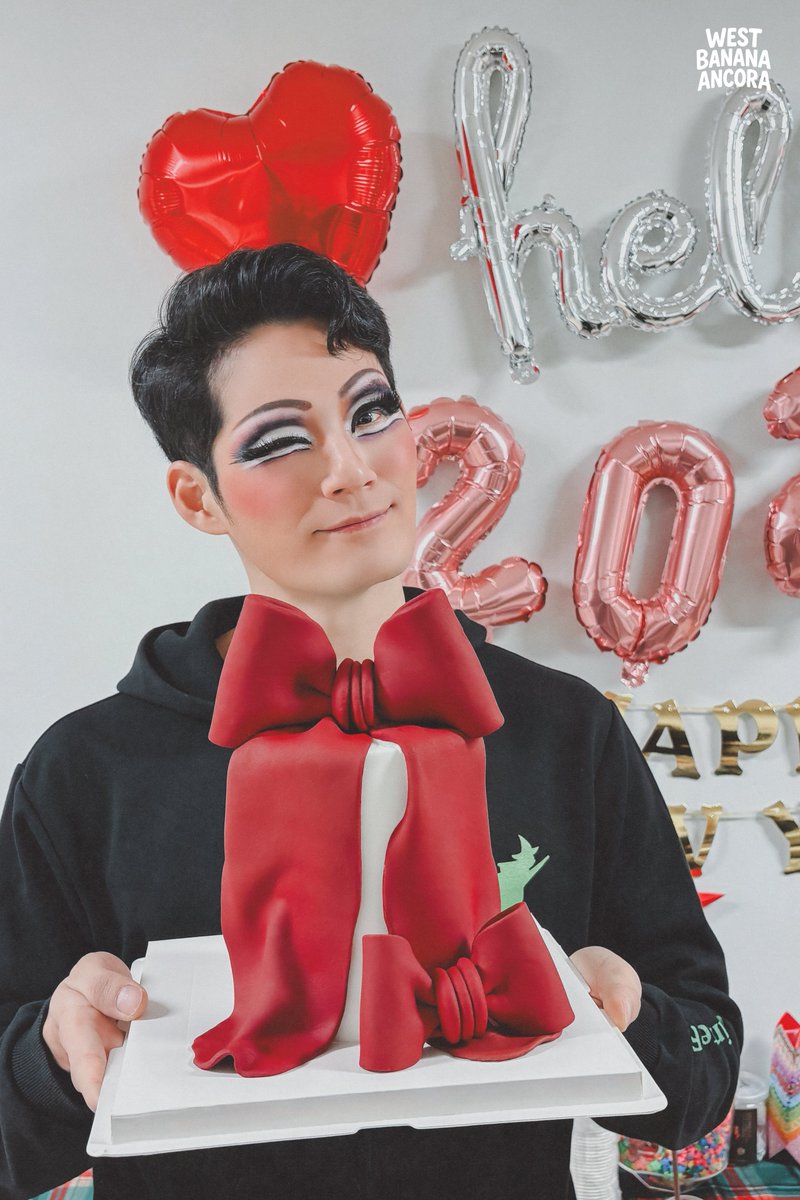 altrogiorno's tweet image. 👠 𝐌𝐮𝐬𝐢𝐜𝐚𝐥 𝐊𝐈𝐍𝐊𝐘 𝐁𝐎𝐎𝐓𝐒
뮤지컬 킹키부츠 서포트 𝒇𝒐𝒓 #서경수

𝐰𝐢𝐭𝐡 웨스트, 바나나

언제나 사랑스러운 배우님의 인증샷 ❤
(*2차가공 없이 트위터 내 재업 가능)