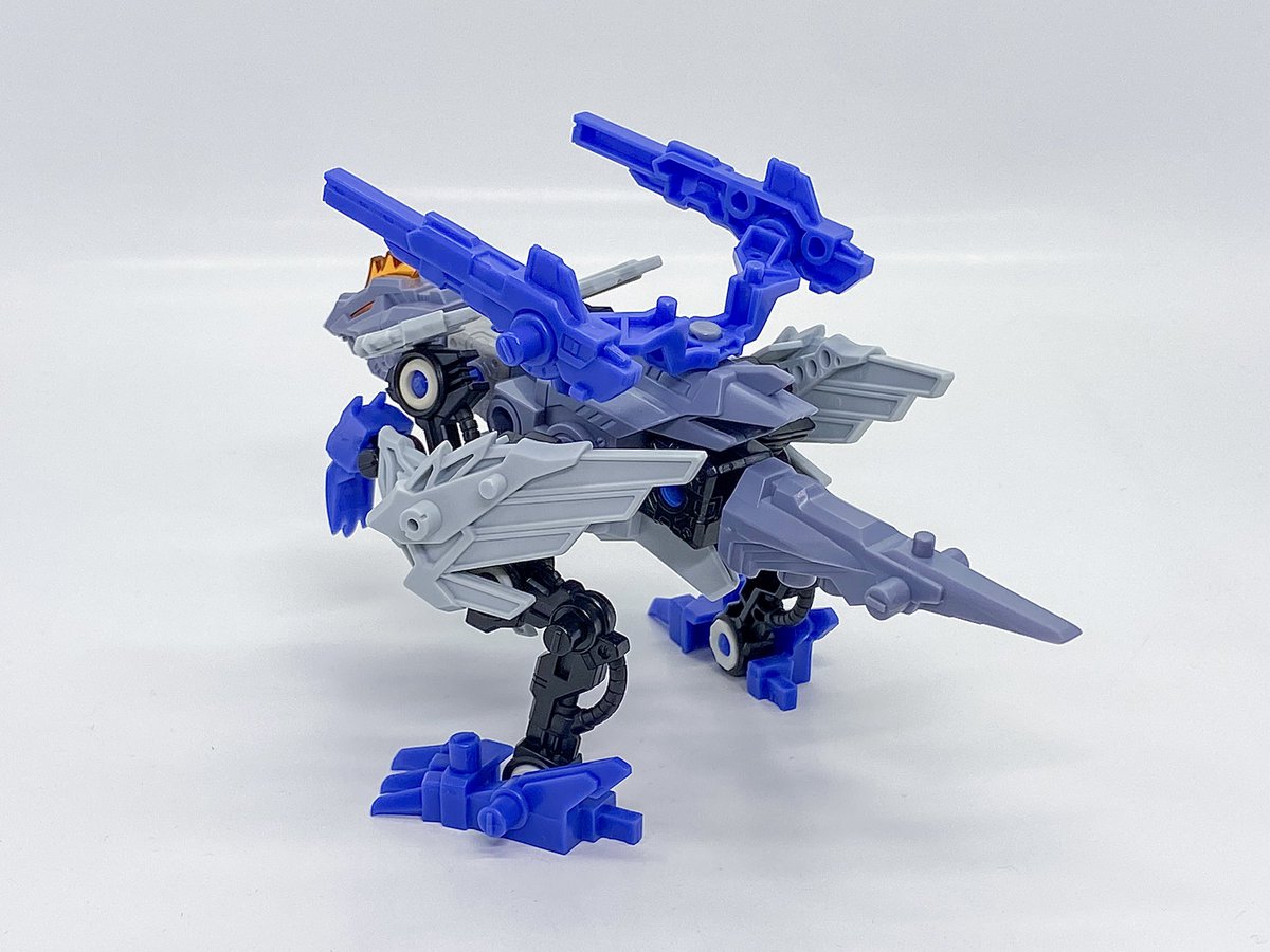 今年最初のゾイド、エヴォフライヤー完成！ 二形態に変形可能かつ凱龍