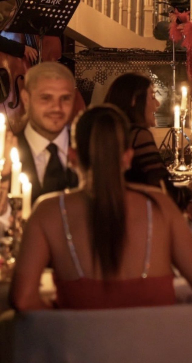 Chismeteandoo's tweet image. Quedate con quien te mire como Mauro mira a La China 😍 Enamoradisimo está