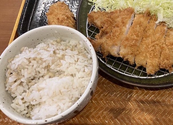 ランチに
カキフライ食べたけど
夜元気！
牡蠣も🦪も好き！