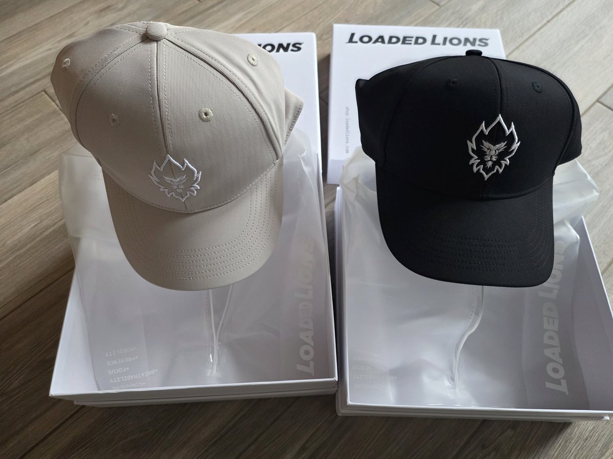 crypt0jt's tweet photo. Hey @grok / @SuperGrok keep only the hat of the winning faction of the upcoming #ManeCity Mid Season Championship. Update the image below 👇
White Legion. Black Void.
#LOADED #LoadedLions #DarkLions @LoadedLions_CDC #LastTry https://t.co/C1VnhNoYET