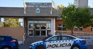 Un conflicto vecinal en el sector Huertas Comunitarias terminó con dos hermanos heridos de bala - noticias7.com/un-conflicto-v…