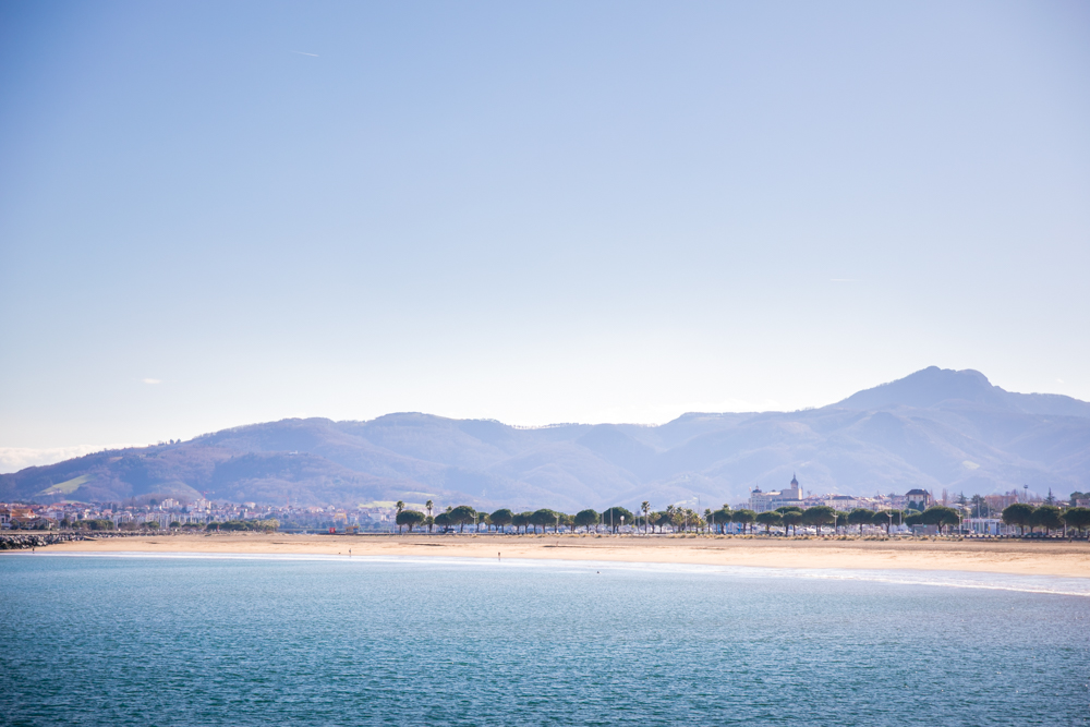 Día muy frío el que tenemos por delante, en el que toca abrigarse para disfrutar con los #planes para hoy: deplanesporlacomarca.com/agenda/2026-01/ ✨😉 #planesdefindesemana #quehacerenlacomarca