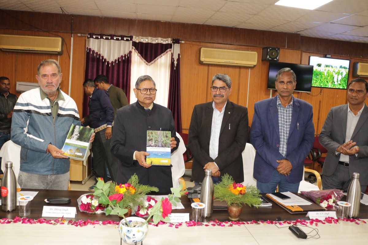 icardrmr's tweet image. ICAR–IIRMR, Bharatpur commenced a 21-day Winter School on “New-age Strategies for Enhancing Oilseed-Brassica Production in India” (Jan 2–22, 2026).Today, the inaugural function was graced by Padma Shri Dr. Arvind Kumar, founder VC, RLBCAU and former DDG (Edu), ICAR as Chief Guest
